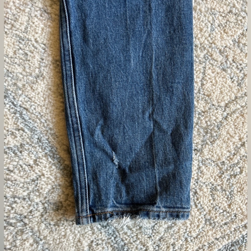 Abercrombie & Fitch Women’s Distressed Denim The Skinny High Rise size 28 or 6 - Picture 7 of 9